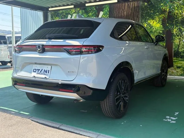 Honda VEZEL E:HEV Z 2026 — миниатюра 4