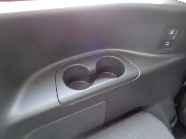 Nissan SERENA HIGHWAY STAR V 2023 — миниатюра 3