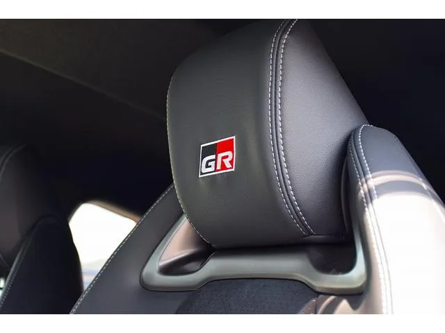 Toyota GR YARIS RZ HIGH PERFORMANCE 2024 — миниатюра 5