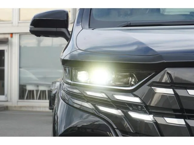 Toyota ALPHARD Z 2025 — миниатюра 4