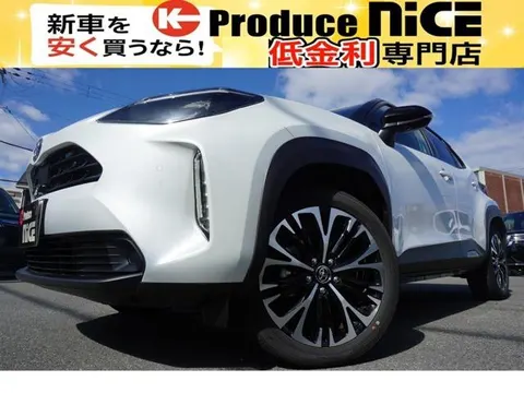 Toyota YARIS CROSS 2025 buy in Moscow