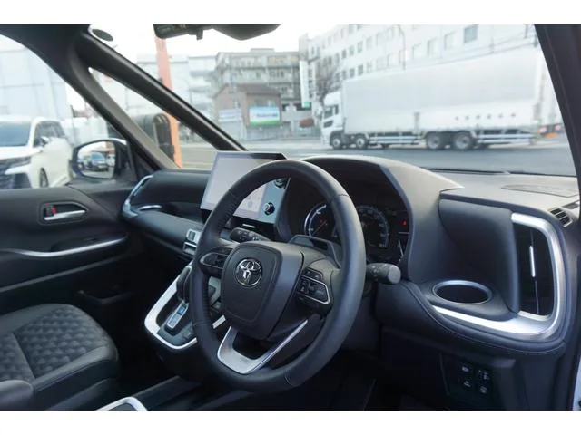 Toyota VOXY HYBRID S-Z 2025 — миниатюра 4