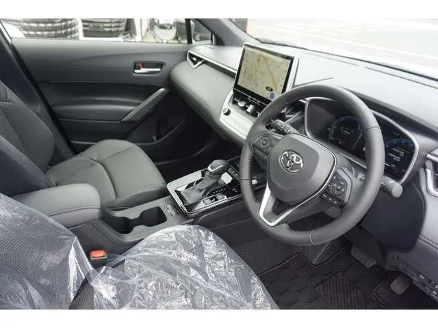Toyota CorollaCross HYBRID Z 2026 — миниатюра 4