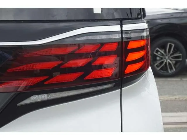 Toyota ALPHARD HYBRID Z 2023 — миниатюра 5