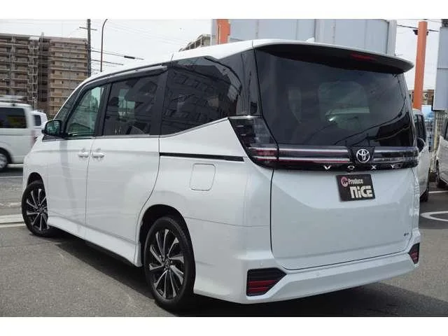 Toyota VOXY HYBRID S-Z 2026 — миниатюра 3