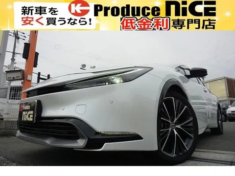 Toyota PRIUS 2023 купить в Москве