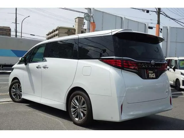 Toyota ALPHARD HYBRID Z 2025 — миниатюра 3