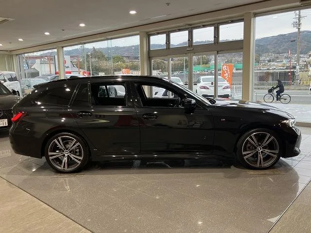 BMW 3 Series 320D X DRIVE TOURING M-SPORT HI-LINE PACKAGE 2024 — миниатюра 4