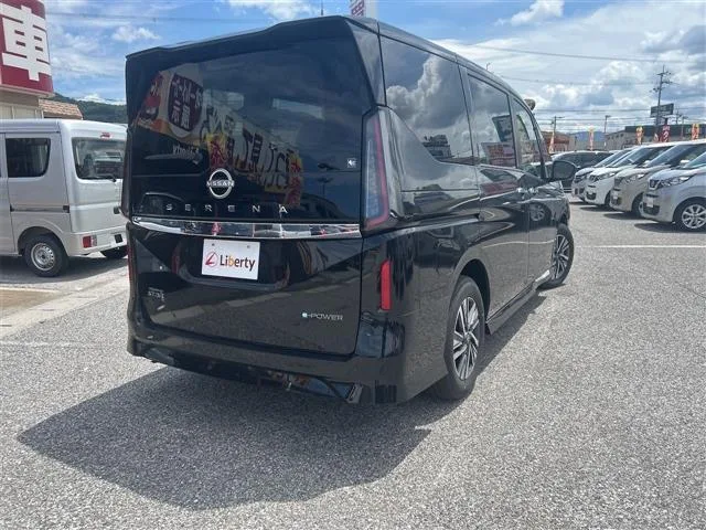 Nissan SERENA E-POWER HIGHWAY STAR V 2025 — миниатюра 3