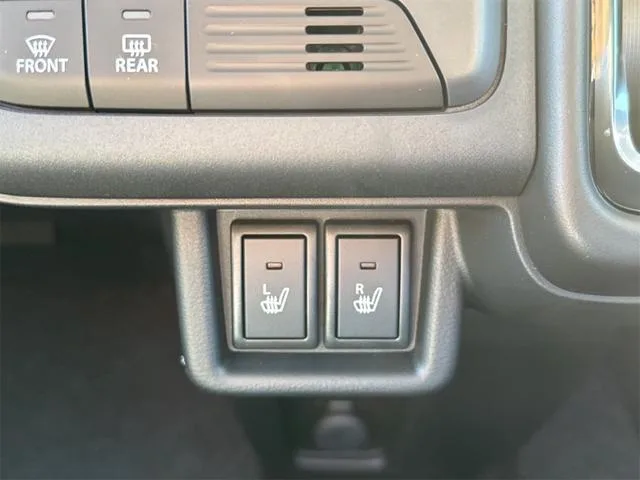 Suzuki SPACIA GEAR HYBRID XZ 2025 — миниатюра 3