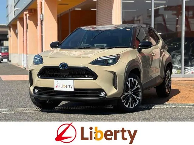 Toyota YARIS CROSS HYBRID Z 2023 — фото 1, купить с доставкой в Москву