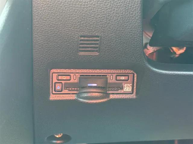 Toyota NOAH HYBRID S-Z 2022 — миниатюра 3
