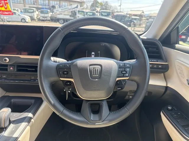Toyota CROWN CROSSOVER G ADVANCED LEATHER PACKAGE 2023 — миниатюра 4