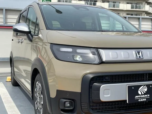 Honda FREED E:HEV CROSSTAR 2026 — миниатюра 5