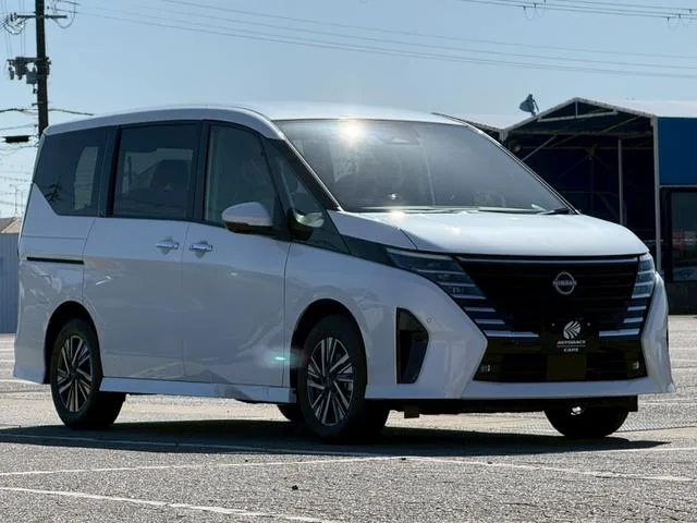 Nissan SERENA E-POWER HIGHWAY STAR V 2026 — миниатюра 3
