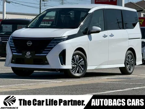 Nissan SERENA 2026 купить в Москве