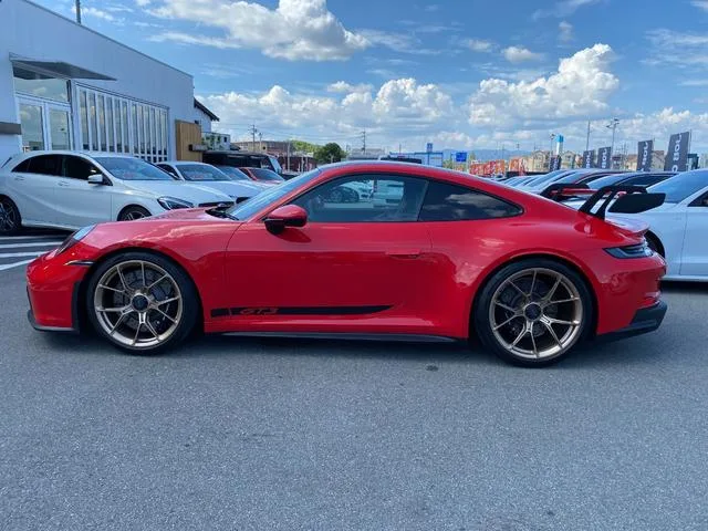 Porsche 911 911GT3 2022 — миниатюра 3