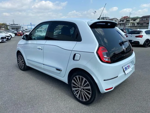 Renault TWINGO INTENS 2022 — миниатюра 2