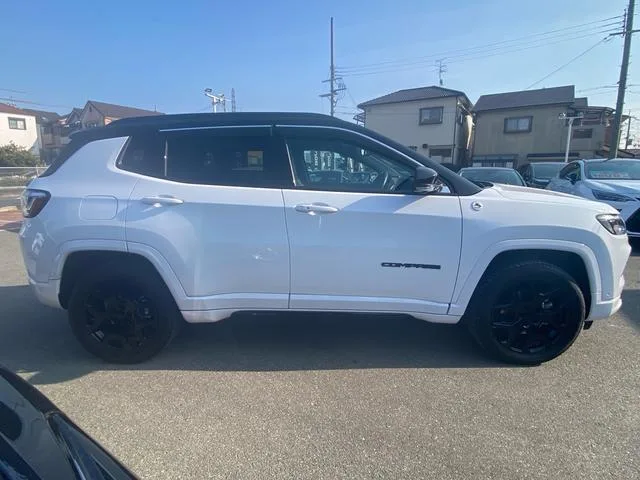 Chrysler Jeep JEEP COMPASS BLACK SHARK 2024 — миниатюра 2