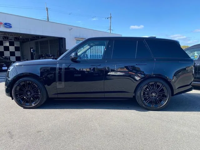 Land Rover RANGE ROVER AUTOBIOGRAPHY D350 STANDARD WHEELBASE 2025 — миниатюра 3