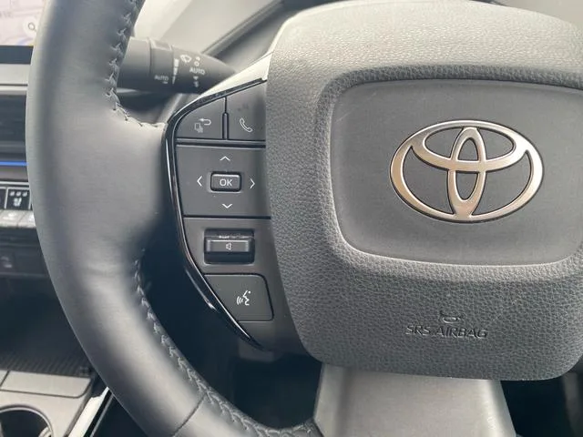 Toyota Prius Z 2023 — миниатюра 4