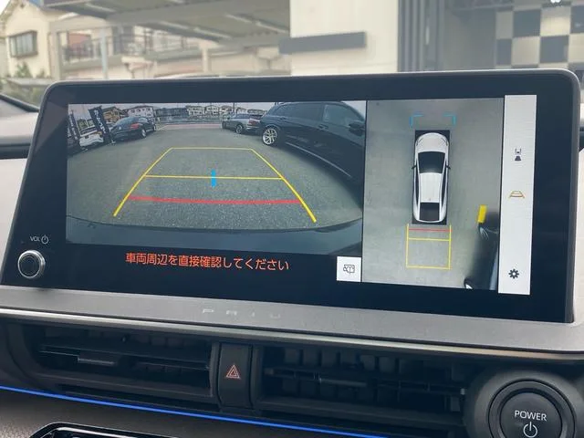 Toyota Prius Z 2023 — миниатюра 5