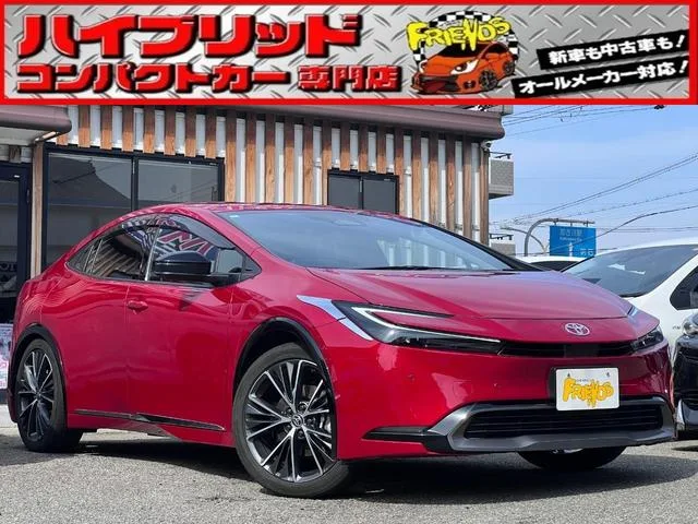 Toyota PRIUS Z 2024 — фото 1, купить с доставкой в Москву