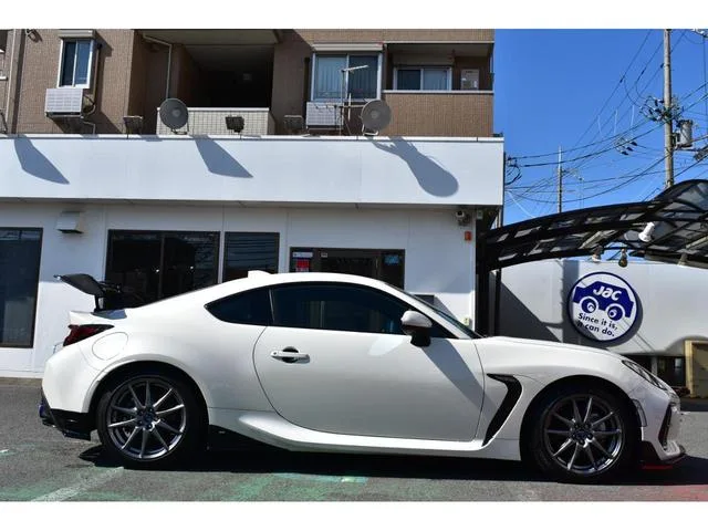 Subaru BRZ R 2022 — миниатюра 3