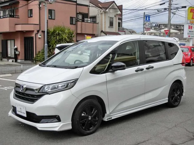 Honda FREED G BLACK STYLE 2024 — миниатюра 2
