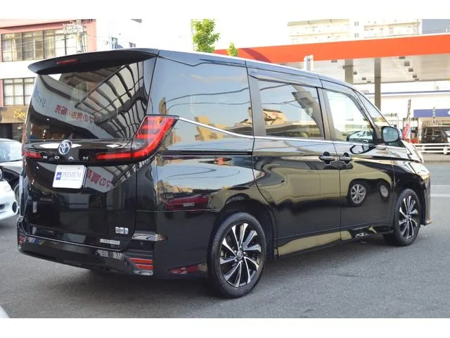 Toyota NOAH 2025 — миниатюра 2