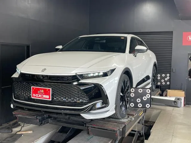 Toyota CROWN CROSSOVER G ADVANCED LEATHER PACKAGE 2023 — миниатюра 5
