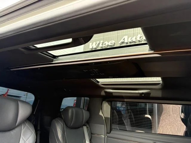 Toyota VELLFIRE HYBRID Z PREMIER 2023 — миниатюра 2