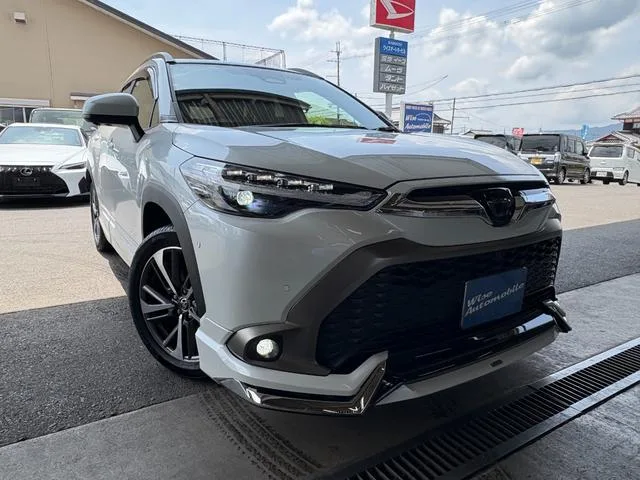 Toyota CorollaCross HYBRID Z 2024 — миниатюра 4