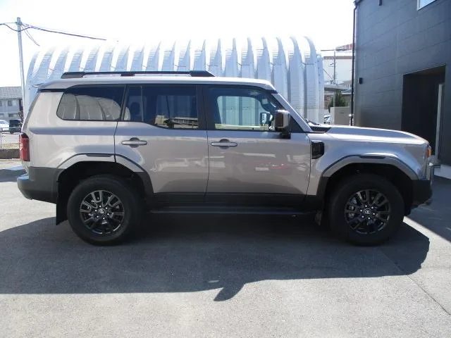 Toyota LAND CRUISER 250 VX 2025 — миниатюра 2