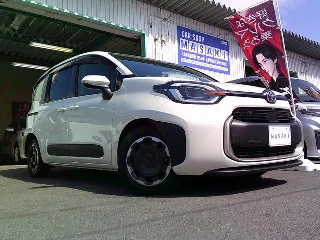 Toyota SIENTA HYBRID Z 2023 — фото 1, купить с доставкой в Москву