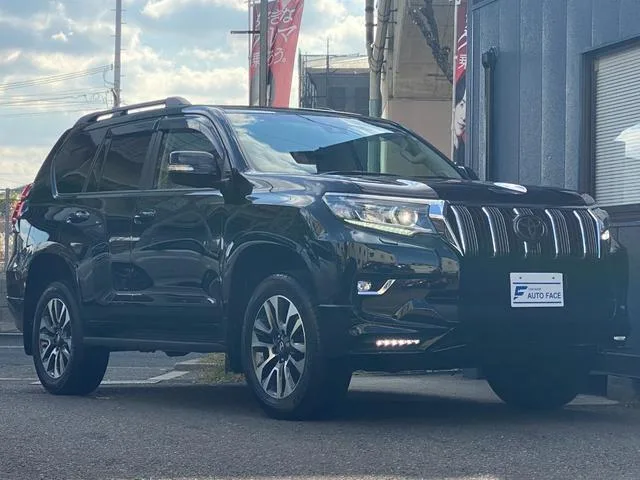 Toyota Land Cruiser Prado TX L PACKAGE 2022 — миниатюра 2