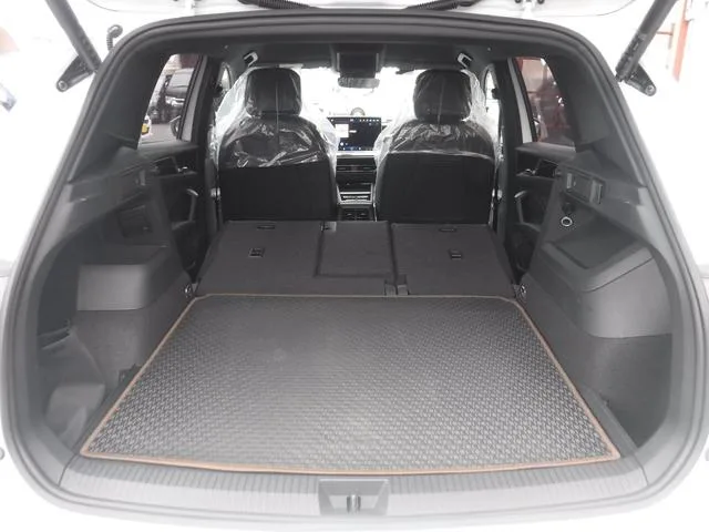Volkswagen Tiguan ETSI R LINE 2025 — миниатюра 4