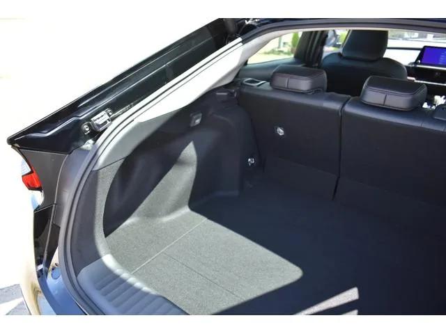 Toyota Prius Z 2024 — миниатюра 5
