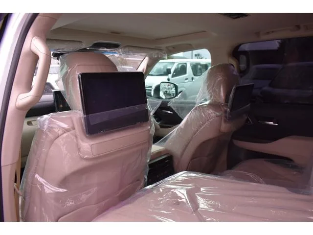 Toyota Land Cruiser GX 2023 — миниатюра 3