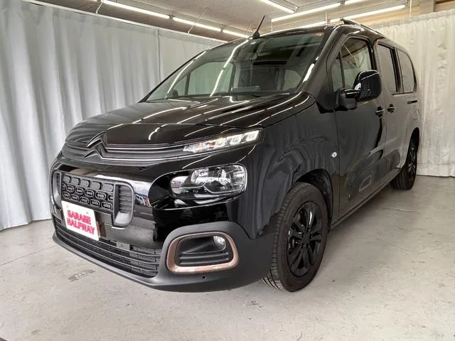 Citroen BERLINGO LONG EDITION NOIRE 2023 — фото 1, купить с доставкой в Москву