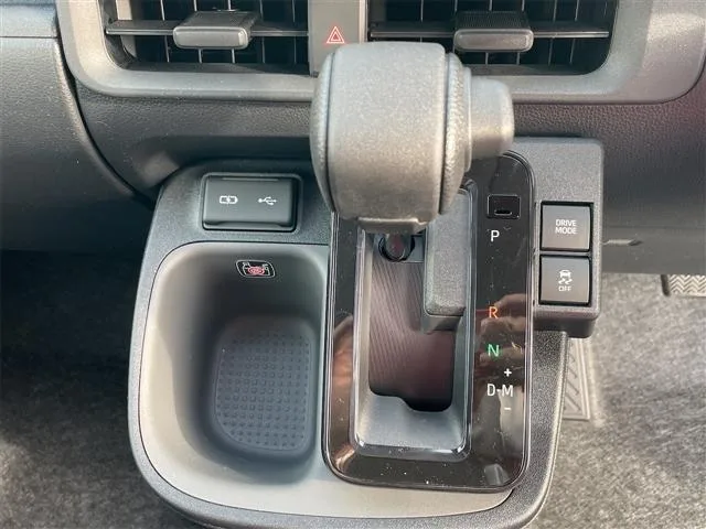 Toyota SIENTA Z 2025 — миниатюра 3