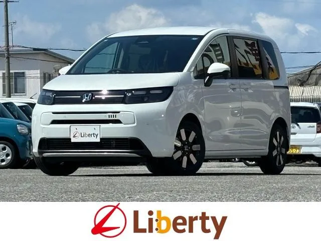 Honda FREED E:HEV AIR EX 2026 — фото 1, купить с доставкой в Москву