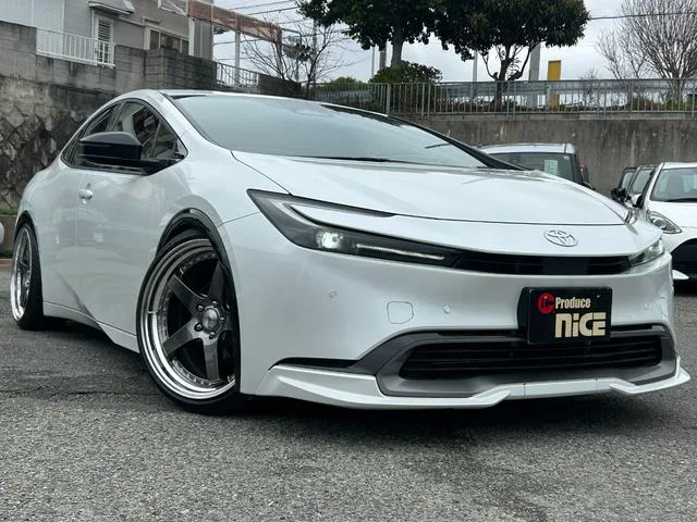Toyota Prius G 2023 — миниатюра 2
