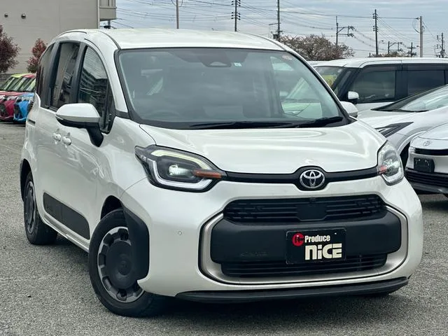 Toyota SIENTA HYBRID Z 2023 — миниатюра 2