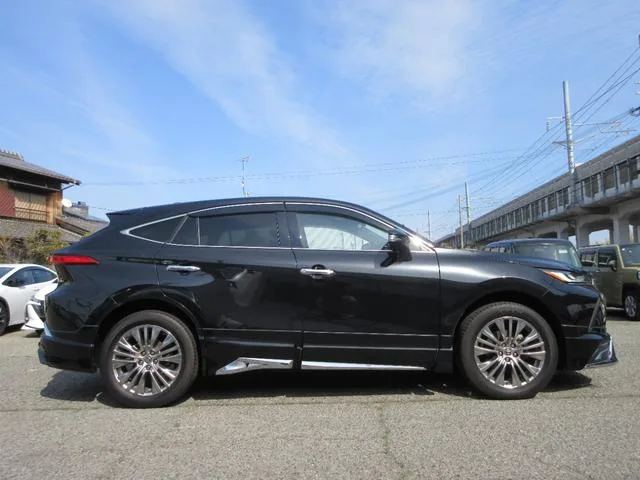 Toyota HARRIER HYBRID Z LEATHER PACKAGE 2024 — миниатюра 2