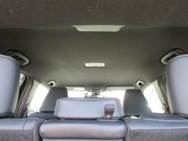 Toyota YARIS CROSS HYBRID Z 2023 — миниатюра 4