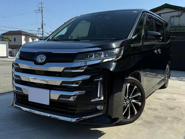 Toyota NOAH HYBRID S-Z 2022 — миниатюра 4