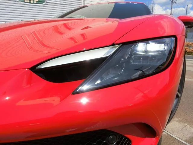 Ferrari 296GTB BASE GRADE 2023 — миниатюра 4