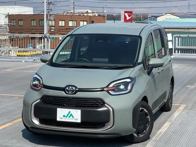 Toyota SIENTA HYBRID Z 2022 — миниатюра 3