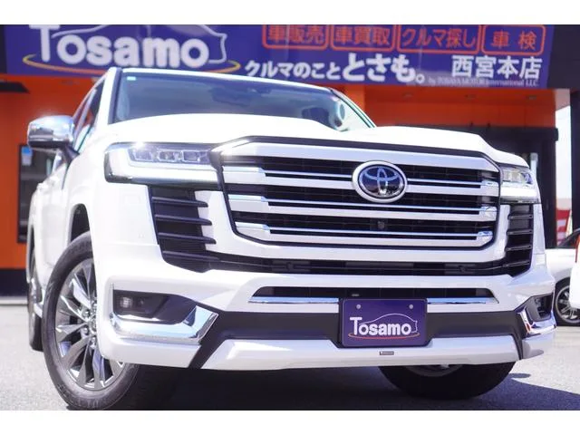 Toyota Land Cruiser ZX 2023 — фото 1, купить с доставкой в Москву